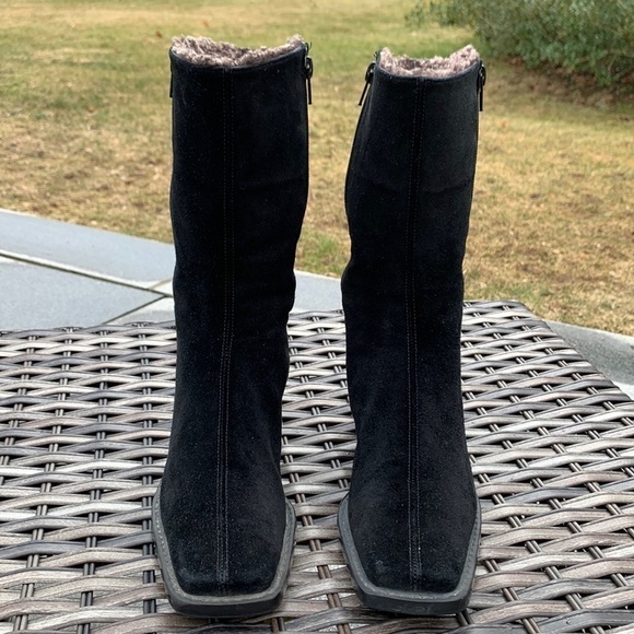 Stuart WEITZMAN Black Suede Shearling Lined Mid Calf Boots - Picture 1 of 15